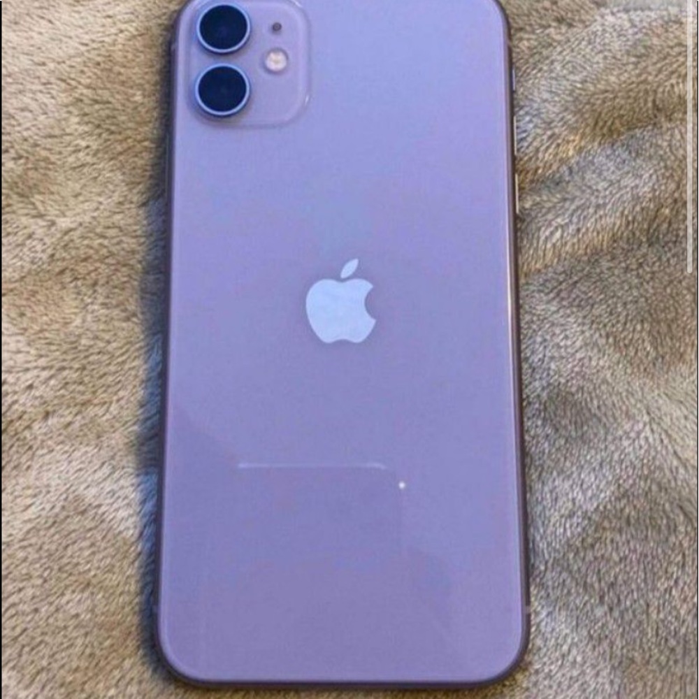 I phone 11 (new)